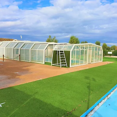 فندق Bungalow En Camping De